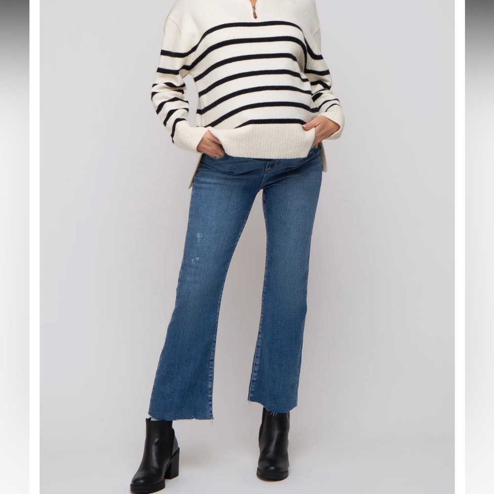 Blue Straight Leg Raw Hem Maternity Jeans - size 29
